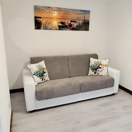 Sweet Apartment *